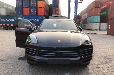 Porsche Cayenne S thế hệ mới về Việt Nam với giá 7,8 tỷ đồng a4