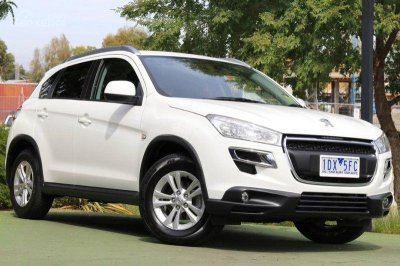 Hàng loạt xe Peugeot 4008 2015 bị triệu hồi do lỗi chốt cửa 1a