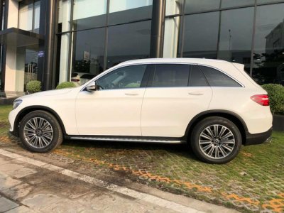 Mercedes-Benz GLC 250 mới tại Việt Nam có gì? a2