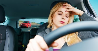 Kinh nghiệm lái xe ô tô đường dài an toàn đó là cần tập trung và giữ tinh thần thoải mái Kinh nghiệm lái xe ô tô đường dài an toàn đó là cần tập trung và giữ tinh thần thoải mái.