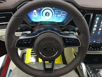 Soi thông số kỹ thuật Zotye Z8 - SUV Trung Quốc nhái hàng loạt xe sang có gì? 19 Soi thông số kỹ thuật Zotye Z8 - SUV Trung Quốc nhái hàng loạt xe sang có gì? a19