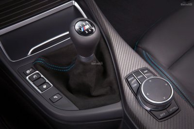 BMW M2 Competition chính thức lộ diện với công suất 405 mã lực 12a