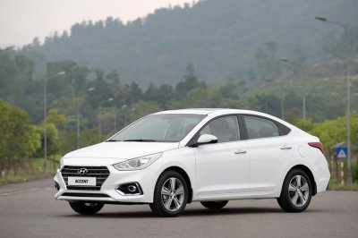 Hyundai Accent 2018 1.4MT Base giá 425 triệu đồng thiếu những trang bị gì? a2