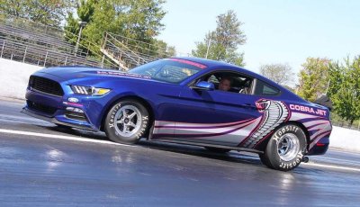 ''''''''Rắn chúa'''''''' Ford Mustang Cobra Jet 2018 chuẩn bị lộ diện 2