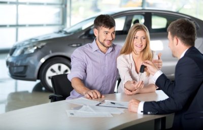 Mua xe vượt quá khả năng tài chính Mua xe vượt quá khả năng tài chính 5