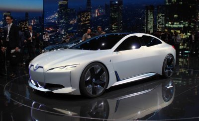 BMW sắp có lưới tản nhiệt hoàn toàn mới a2