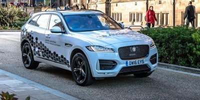 Jaguar Land Rover phát triển hệ thống “nhìn trước” ngã rẽ Jaguar Land Rover phát triển hệ thống “nhìn trước” ngã rẽ - 1