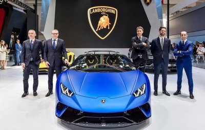 Lamborghini Huracan Performante Spyder trình diện khách hàng châu Á 1