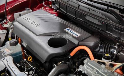 Nissan X-Trail Sport Hybrid 2018 xuất xưởng với giá 636 triệu - 2