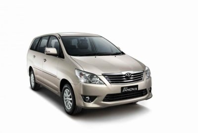 Năm 2013 - Toyota Innova thêm phanh ABS cho bản J Nhìn lại quá trình phát triển của Toyota Innova - MPV bán chạy nhất Việt Nam 4