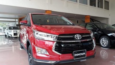 Tháng 11/2017 - Toyota Innova thêm bản Venturer Nhìn lại quá trình phát triển của Toyota Innova - MPV bán chạy nhất Việt Nam 7
