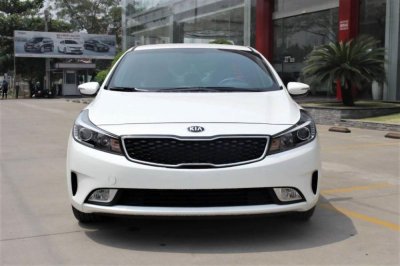 Hình ảnh thực tế Kia Cerato 1.6SMT giá 499 triệu đồng tại đại lý a2