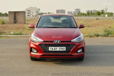 Hyundai i20 2018 số tự động có giá từ 235 triệu đồng, đối đầu Honda Jazz 2a