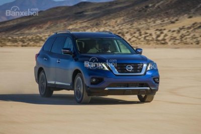 Đánh giá xe Nissan Pathfinder 2018 về cảm giác lái 1a