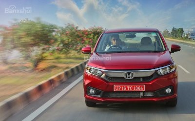 So sánh Ford Freestyle 2018 và Honda Amaze 2018 về trang bị 4 So sánh Ford Freestyle 2018 và Honda Amaze 2018 về trang bị 4a