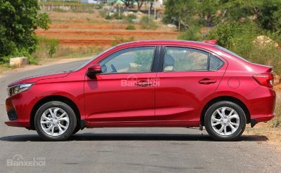 Đánh giá xe Honda Amaze 2018: Thiết kế thân xe mới kiểu hộp z