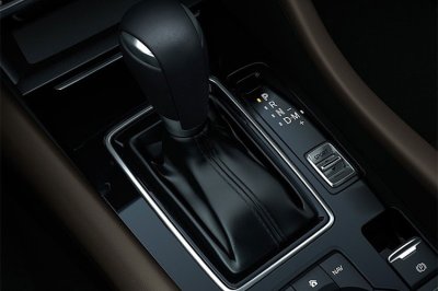 Xe Mazda6 2018 sử dụng động cơ diesel tại Nhật Bản có gá khởi điểm 589 triệu đồng 9 Xe Mazda6 2018 sử dụng động cơ diesel tại Nhật Bản có gá khởi điểm 589 triệu đồng a9