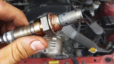 5 lỗi liên quan đến động cơ khiến đèn check-engine báo sáng 4.