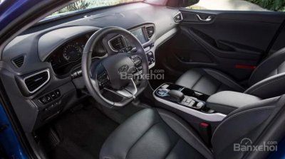 Hyundai Ioniq 2019 cập nhật thêm nhiều trang bị an toàn mới 2a