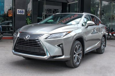 Hàng loạt mẫu ô tô khủng về nước: Lexus ''''''''bùng nổ'''''''' - Ảnh 2.