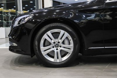 Cận cảnh Mercedes-Benz S450 L 2018 giá 4,19 tỷ đồng tại đại lý, chờ ngày mở bán 4 Cận cảnh Mercedes-Benz S450 L 2018 giá 4,19 tỷ đồng tại đại lý, chờ ngày mở bán a4