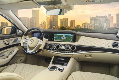 Khoang nội thất Mercedes S-Class 2018 nâng cấp tại Việt Nam .