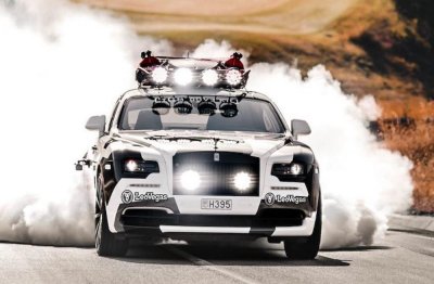 Rolls-Royce Wraith nguyên bản được thay thế với ngoại hình cực “dị” Rolls-Royce Wraith nguyên bản được thay thế với ngoại hình cực “dị”5