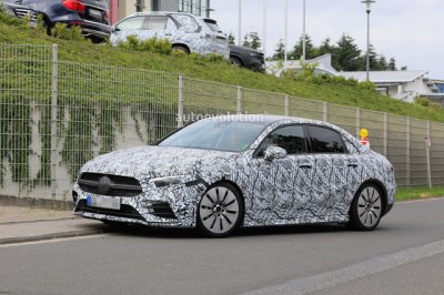 Mercedes-AMG A35 sedan đã bắt đầu chạy thử 2 Mercedes-AMG A35 sedan đã bắt đầu chạy thử