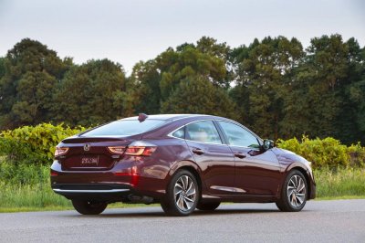 Honda Insight 2019 - Xe hybrid giá bình dân chỉ từ 523 triệu tại Mỹ 8 Honda Insight 2019 - Xe hybrid giá bình dân chỉ từ 523 triệu tại Mỹ a8