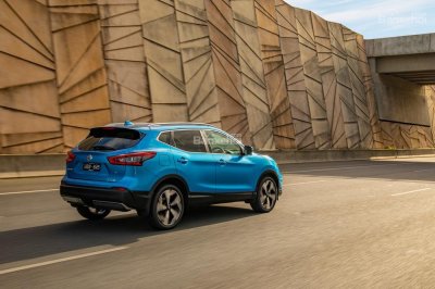 Nissan Qashqai Ti 2018 đứng đầu dòng xe Nissan Qashqai Ti 2018 công bố giá và tính năng - 2