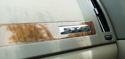 Cadillac STS 2009 12 Cadillac STS 2009