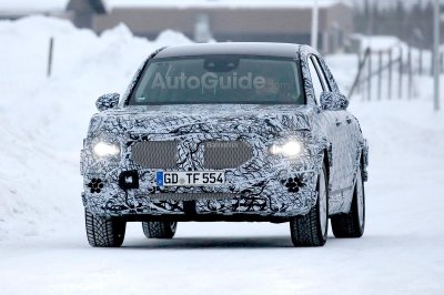 Ảnh chụp trộm của Mercedes-Benz GLB-Class 2020 Ảnh chụp trộm của Mercedes-Benz GLB-Class 2020 z