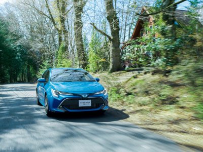 Toyota Corolla Sport 2018 ra mắt tại Nhật Bản Toyota Corolla Sport 2018 ra mắt tại Nhật Bản z