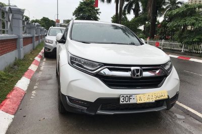 Khan hiếm hàng, Honda CR-V 2018 cũ cũng "thét giá" hơn 1,2 tỷ đồng 6 Khan hiếm hàng, Honda CR-V 2018 cũ cũng "thét giá" hơn 1,2 tỷ đồng