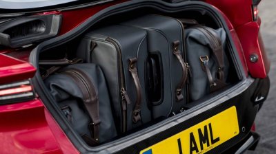 Aston Martin BDS Superleggera trình làng, thế chân Vanquish 22 Aston Martin BDS Superleggera trình làng, thế chân Vanquish 23
