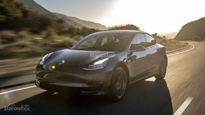 Mới giảm giá bán, Tesla Model 3 lại tăng giá đặt hàng lên 3.500 USD z