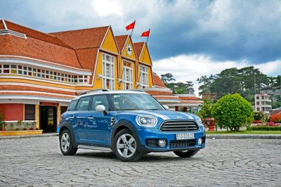 Mini Countryman ưu đãi 50% lệ phí trước bạ trong tháng 7/2018 2 Mini Countryman ưu đãi 50% lệ phí trước bạ trong tháng 7/2018 3