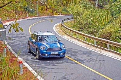 Mini Countryman ưu đãi 50% lệ phí trước bạ trong tháng 7/2018 6 Mini Countryman ưu đãi 50% lệ phí trước bạ trong tháng 7/2018 7