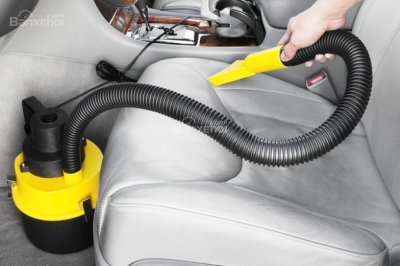 8. Hút bụi xe Cách bảo dưỡng ô tô