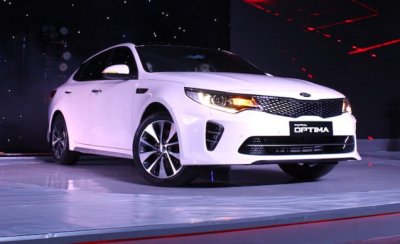 Toyota Camry vẫn thống trị phân khúc sedan hạng D tháng 6/2018 - Ảnh 3.