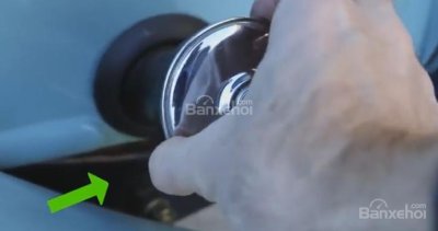 Hoàn tất công việc cách rút nhiên liệu khỏi ô tô