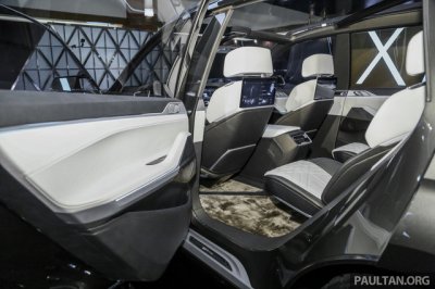 BMW X7 iPerformance lần đầu ra mắt khách hàng Đông Nam Á, bán ra 2019 6 BMW X7 iPerformance lần đầu ra mắt khách hàng Đông Nam Á, bán ra 2019 a6