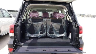 Toyota Land Cruiser mới nhập tư nhân hét giá chát, từ 5-7 tỷ đồng 4 Toyota Land Cruiser mới nhập tư nhân hét giá chát, từ 5-7 tỷ đồng a4