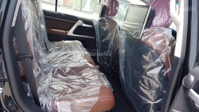 Toyota Land Cruiser mới nhập tư nhân hét giá chát, từ 5-7 tỷ đồng 9 Toyota Land Cruiser mới nhập tư nhân hét giá chát, từ 5-7 tỷ đồng a9