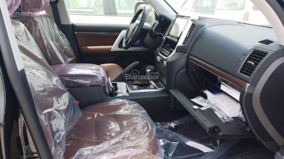 Toyota Land Cruiser mới nhập tư nhân hét giá chát, từ 5-7 tỷ đồng 7 Toyota Land Cruiser mới nhập tư nhân hét giá chát, từ 5-7 tỷ đồng 7a