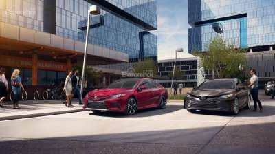 Ngoại thất Toyota Camry 2018 thế hệ mới...