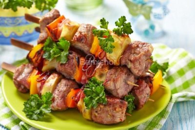 2. Ăn uống đủ chất 4 mẹo lái xe đường dài an toàn và tỉnh táo