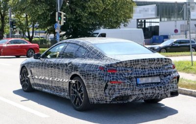 BMW 8-Series Gran Coupe chạy thử, khoe thân hình mới - 2