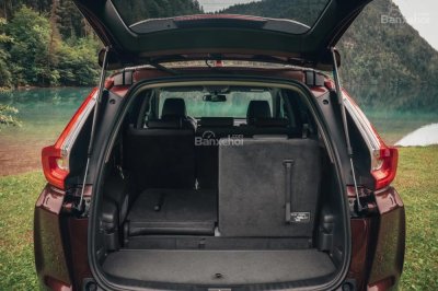 Honda CR-V 2018 rộng mở đón chào khách hàng Honda CR-V 2018 giảm giá tại Anh, còn từ 787 triệu - 5