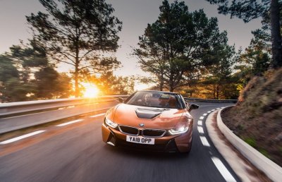 BMW i8 Roadster chốt giá 3,8 tỷ đồng tại Anh BMW i8 Roadster chốt giá 3,8 tỷ đồng tại Anh 1